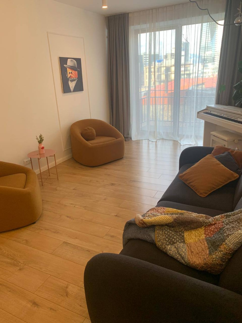 სასწრაფოდ იყიდება ბინა ვაკეში!