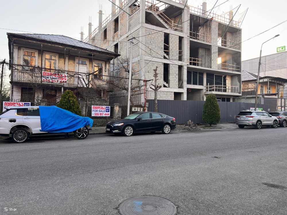 იყიდება მიწის ნაკვეთი ბათუმში