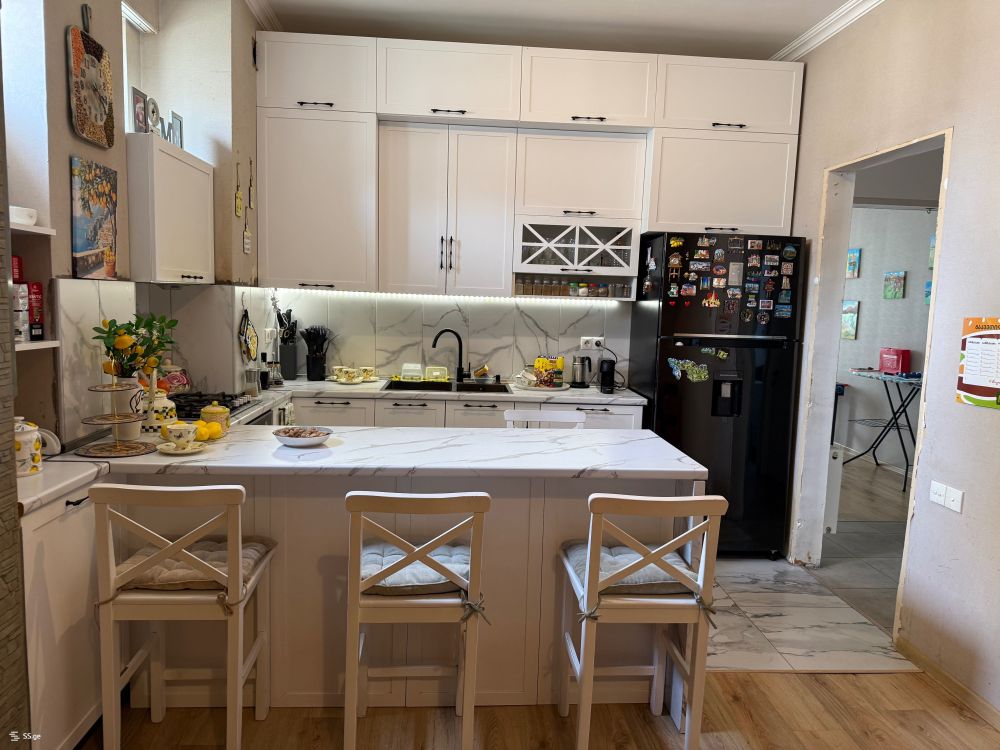 🏡 იყიდება 4 ოთახიანი ბინა საბურთალოზე