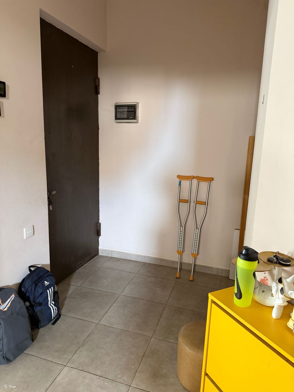 🏡 იყიდება 4 ოთახიანი ბინა საბურთალოზე