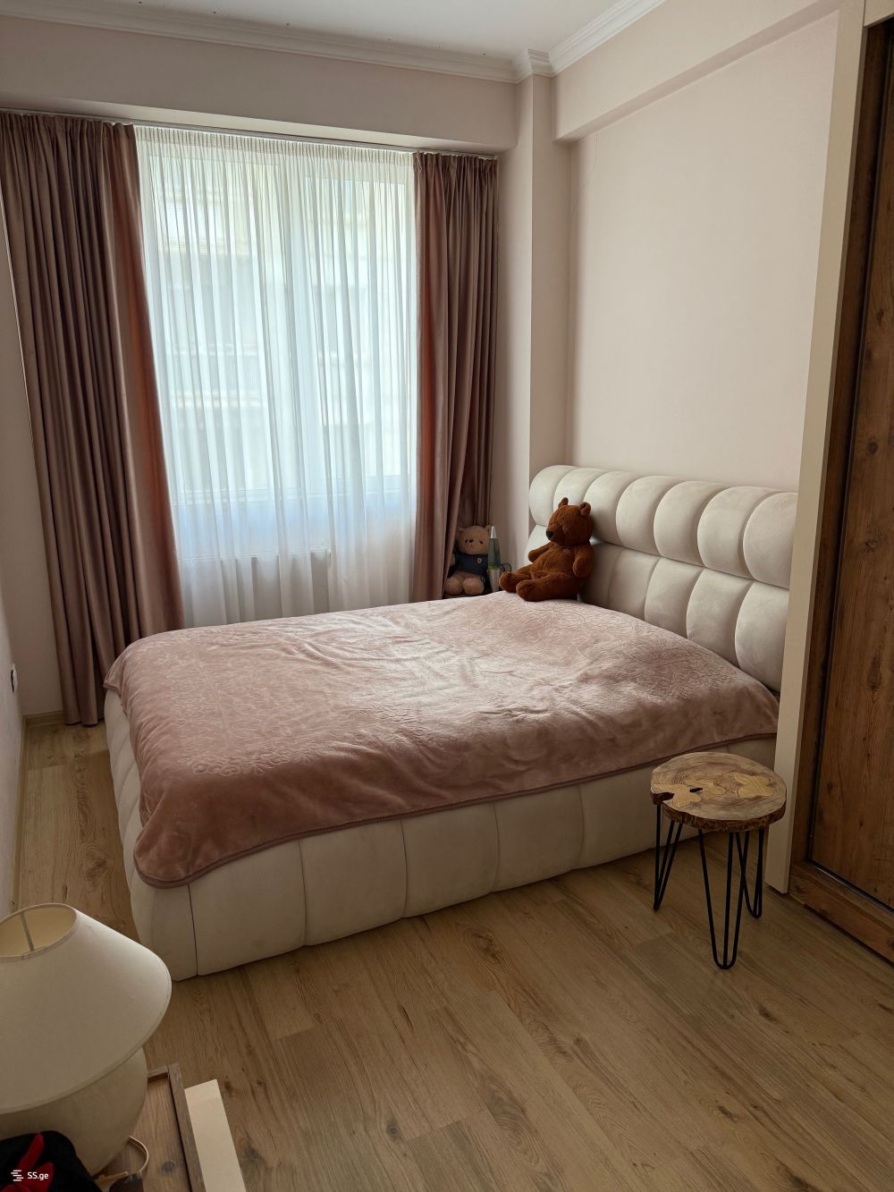 🏡 იყიდება 4 ოთახიანი ბინა საბურთალოზე