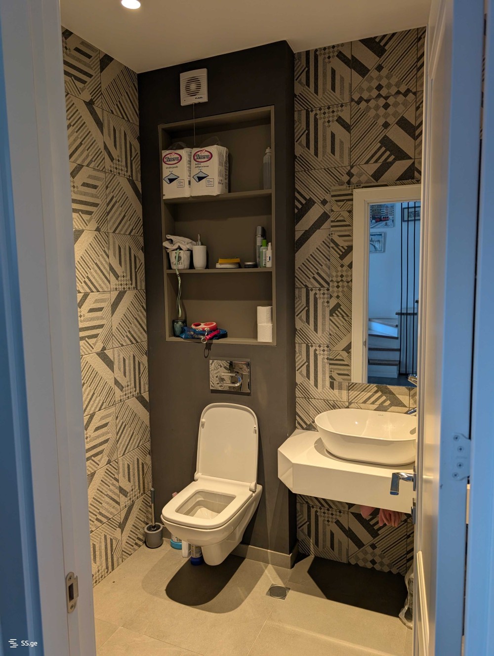 იყიდება 3 ოთახიანი კერძო სახლი თხინვალში