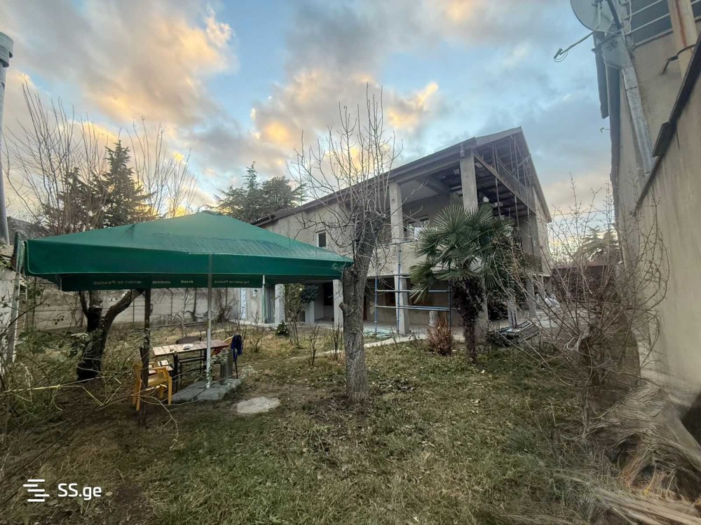 იყიდება 5 ოთახიანი კერძო სახლი წყნეთში