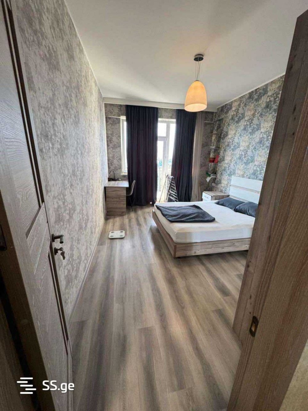 იყიდება 2 ოთახიანი ბინა დიღმის მასივში