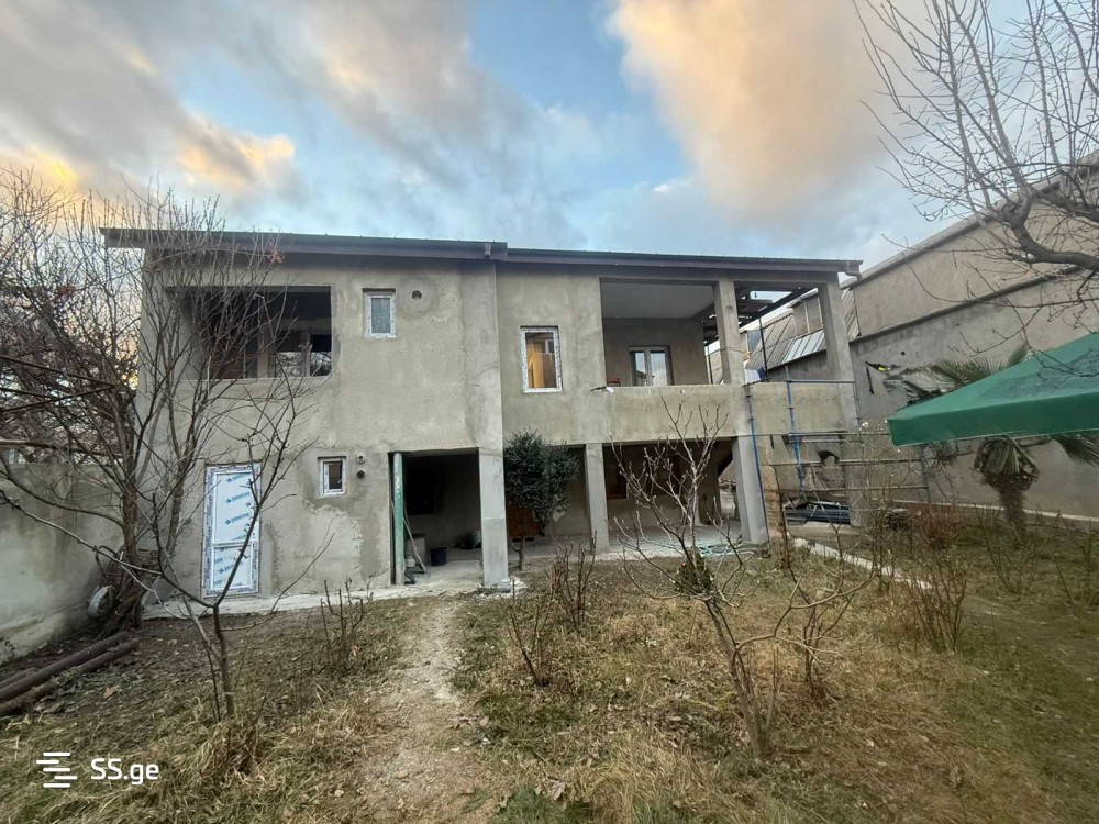 იყიდება 5 ოთახიანი კერძო სახლი წყნეთში