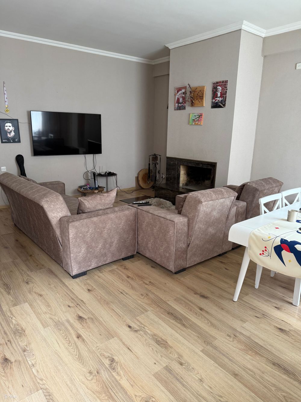 🏡 იყიდება 4 ოთახიანი ბინა საბურთალოზე