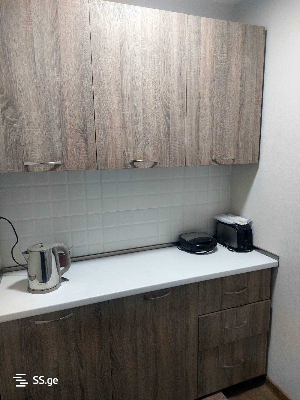 იყიდება საოფისე კომერციული ფართი სან. ზონაში