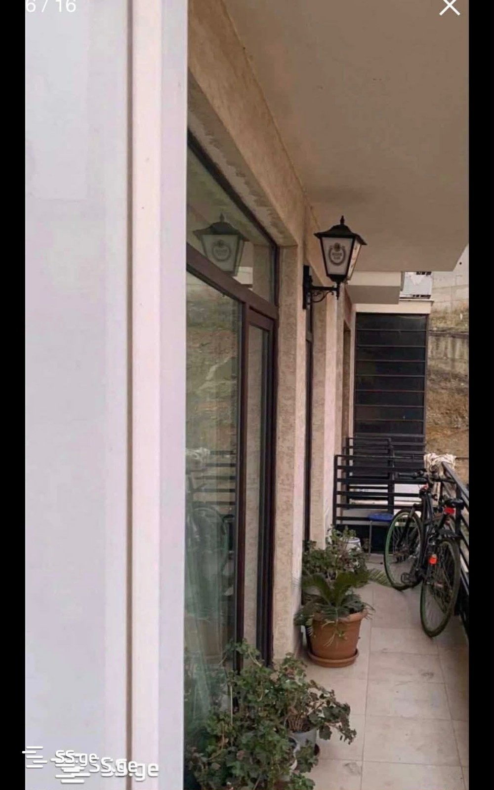 იყიდება 3 ოთახიანი ბინა სანზონაში