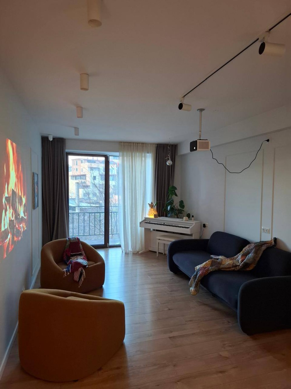 სასწრაფოდ იყიდება ბინა ვაკეში!