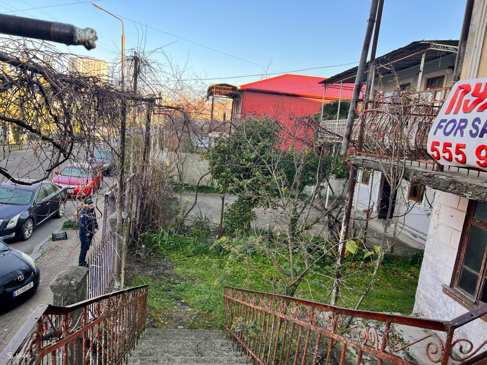 იყიდება მიწის ნაკვეთი ბათუმში