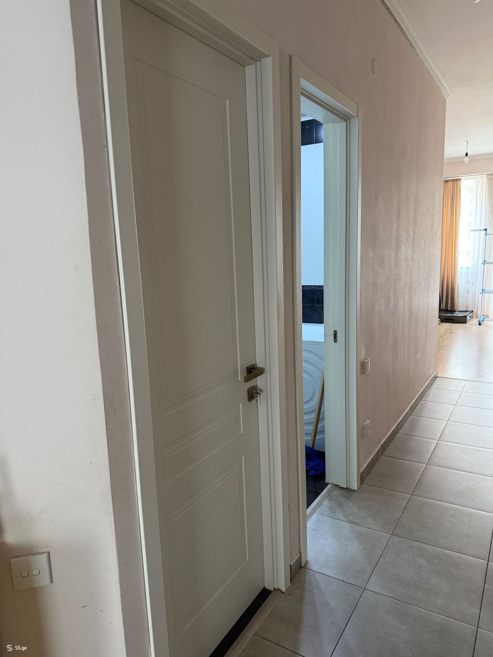 🏡 იყიდება 4 ოთახიანი ბინა საბურთალოზე