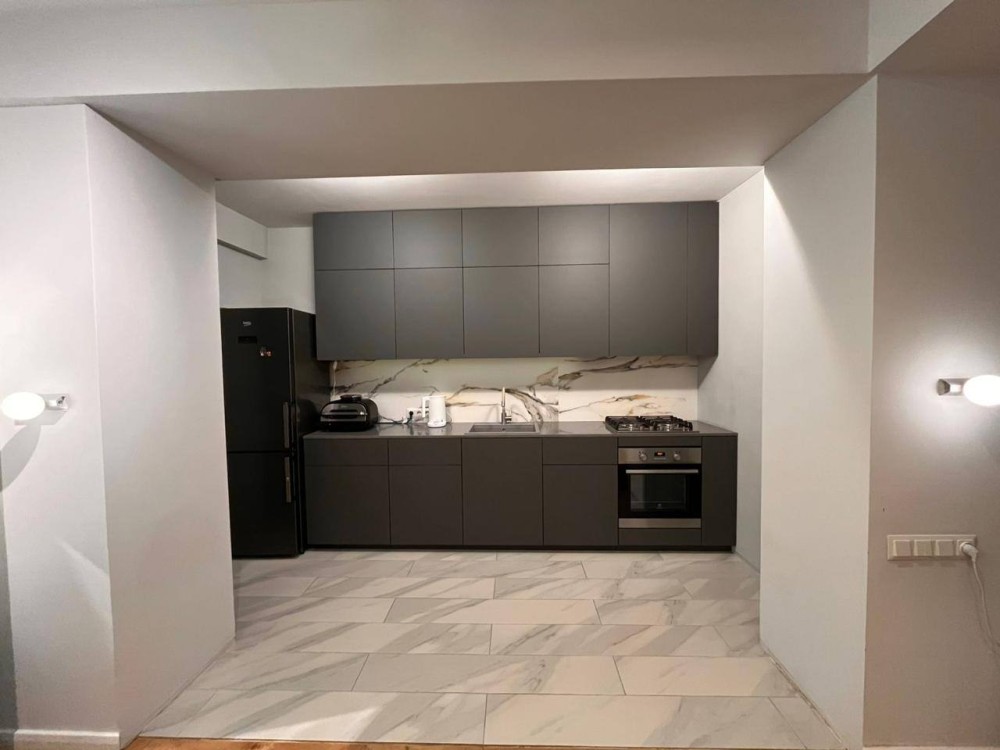 სასწრაფოდ იყიდება ბინა ვაკეში!