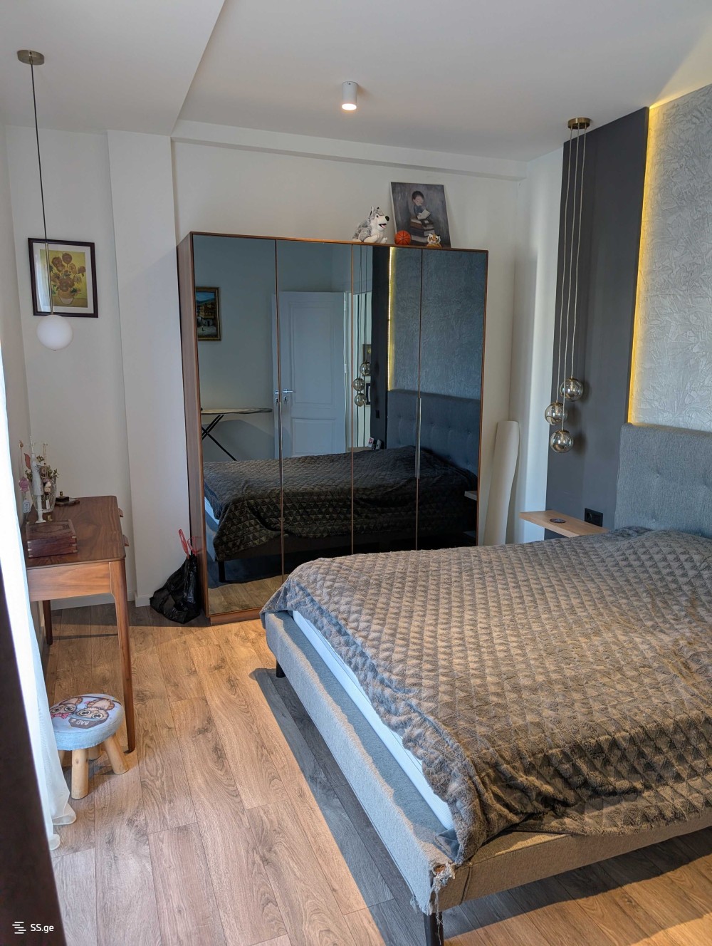 იყიდება 3 ოთახიანი კერძო სახლი თხინვალში