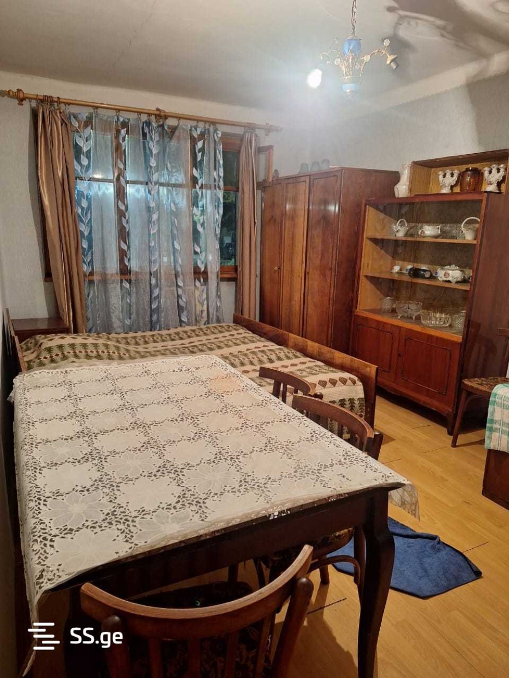 იყიდება 1 ოთახიანი ბინა ფონიჭალაში