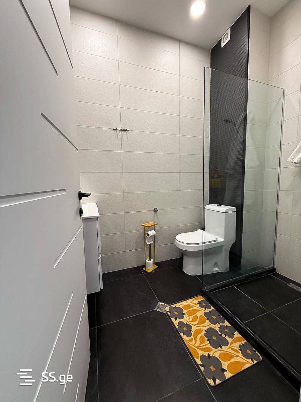 🏡 იყიდება 2 ოთახიანი ბინა საბურთალოზე