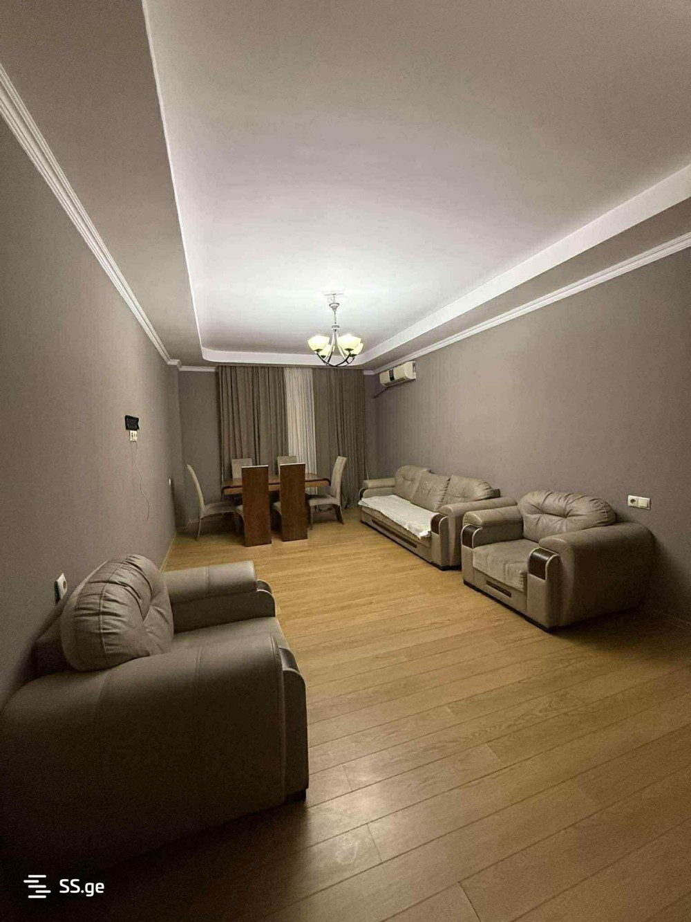 იყიდება 4 ოთახიანი ბინა ისანში