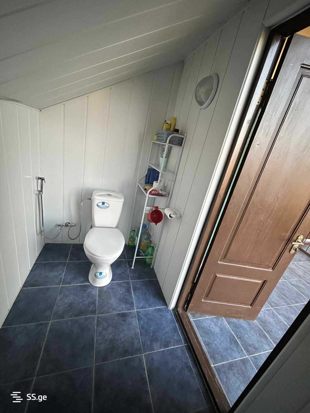 იყიდება 8 ოთახიანი აგარაკი ბულაჩაურში