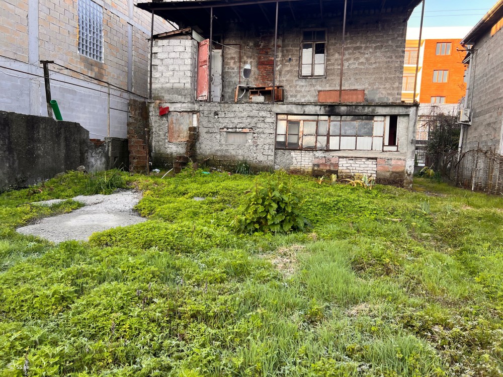 იყიდება მიწის ნაკვეთი ბათუმში