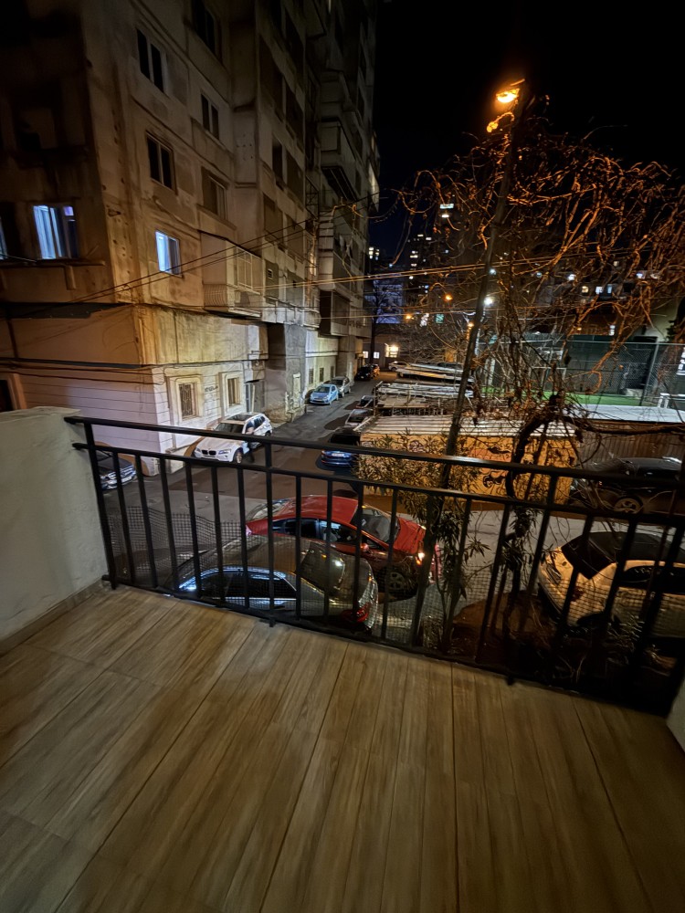 ქირავდება