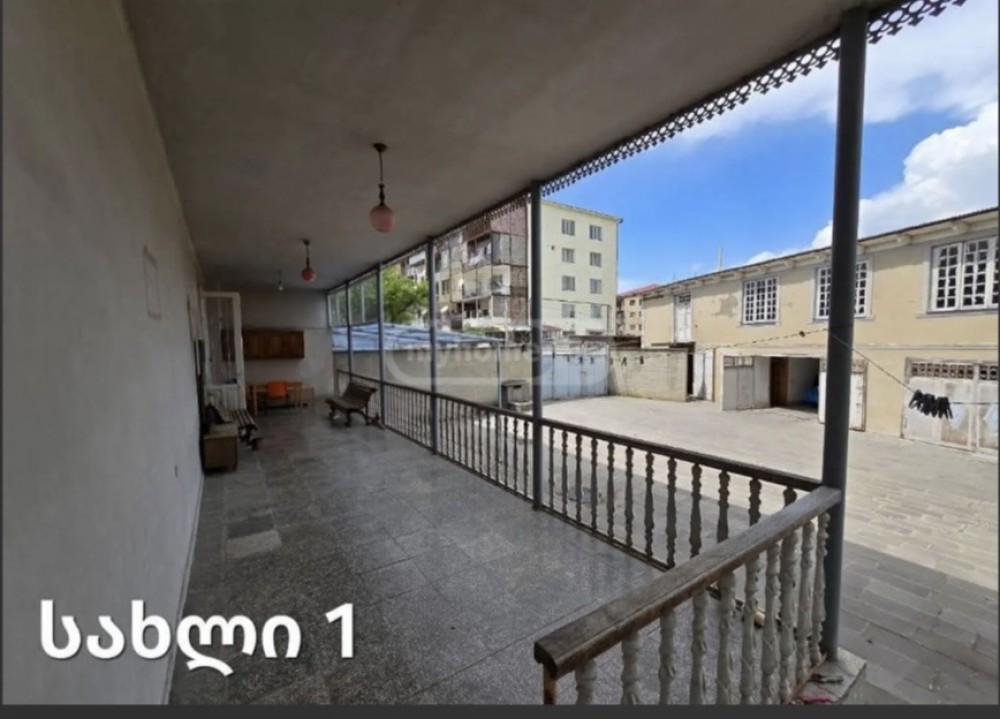 იყიდება 10+ ოთახიანი კერძო სახლი ახალციხეში
