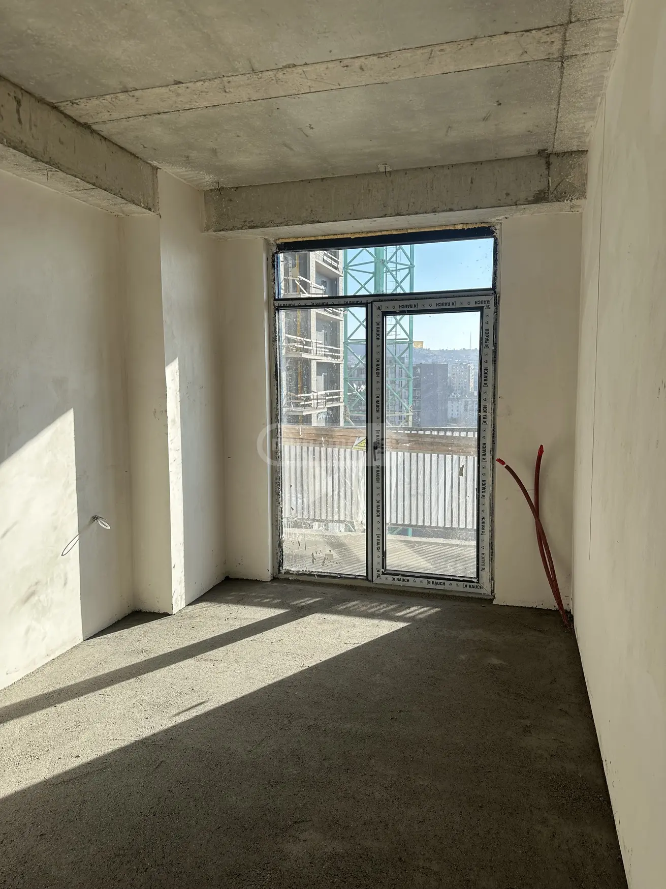 იყიდება 2 ოთახიანი ბინა გლდანში