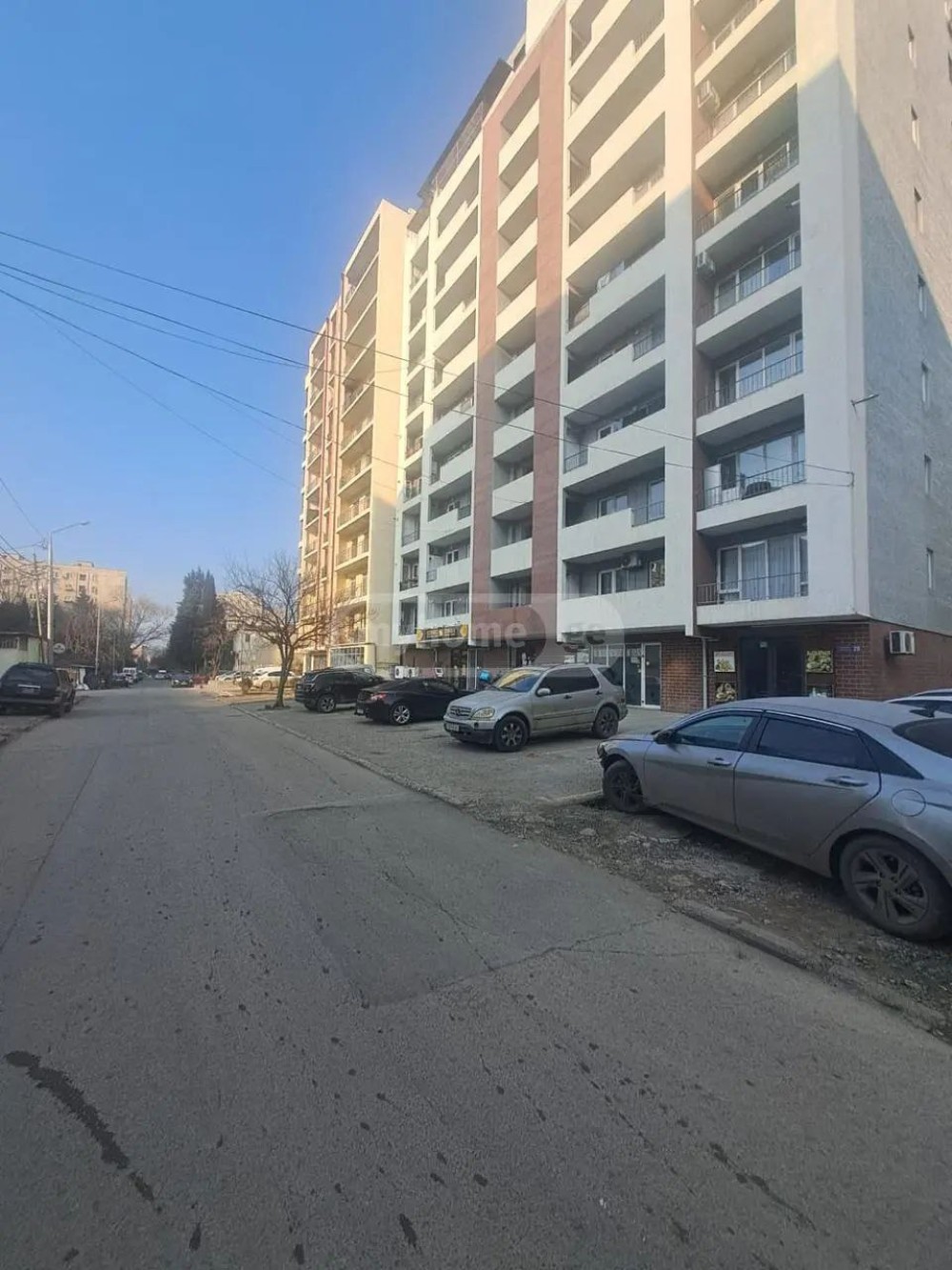 🏢 იყიდება უნივერსალური კომერციული ფართი ვარკეთილში